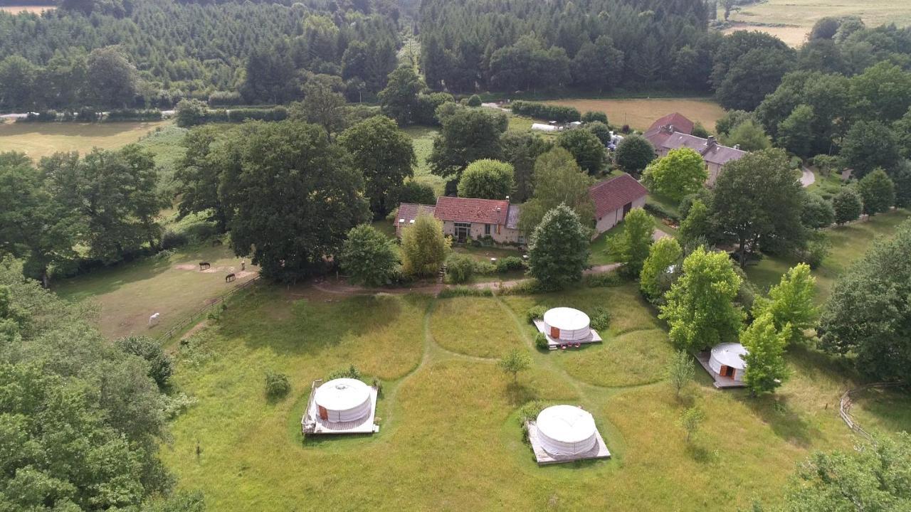 Yourtes De Vassiviere Peyrat-le-Château Exteriör bild